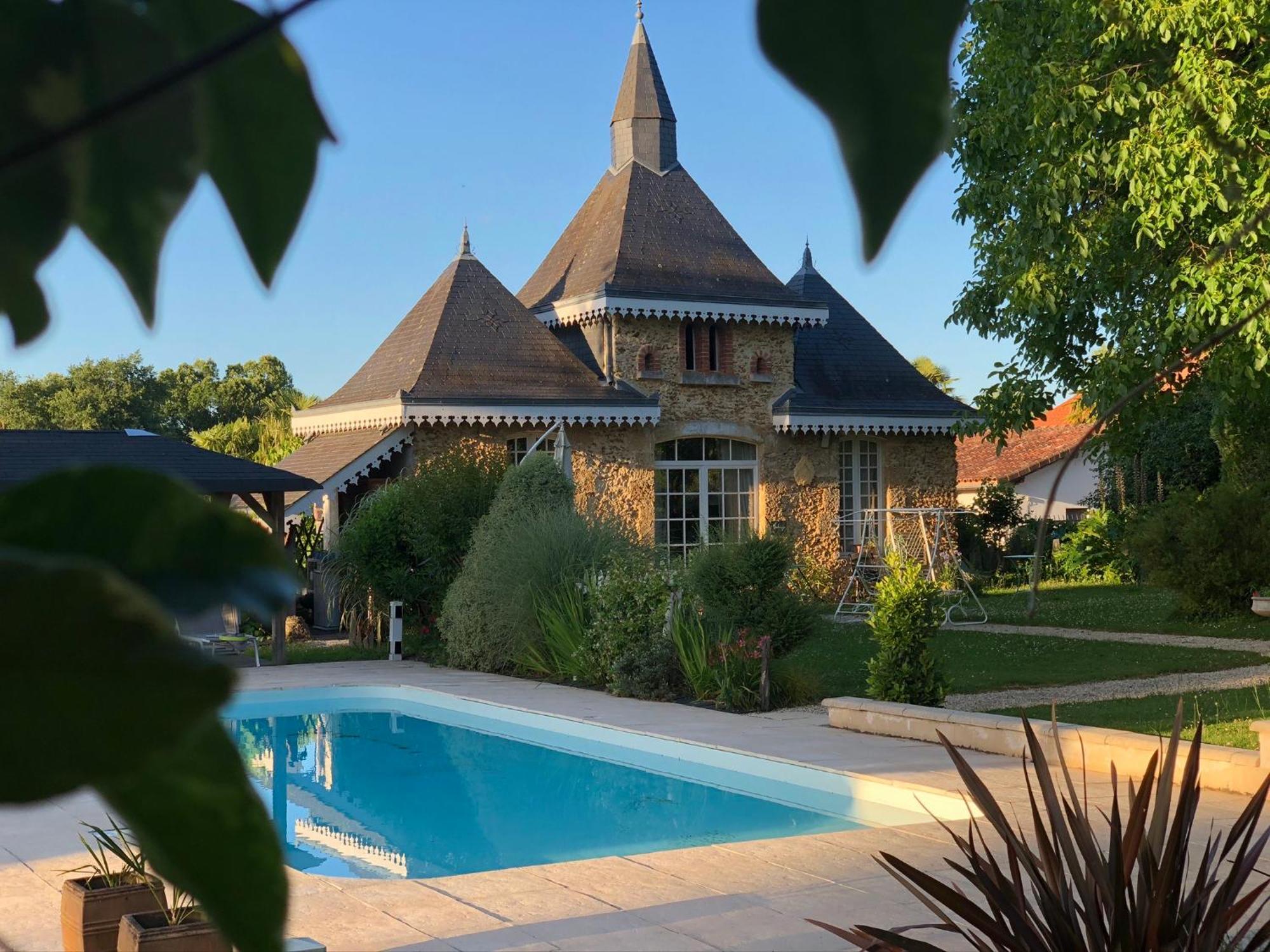 Maison d'Hôtes Lassaubatju Hontanx Exterior foto